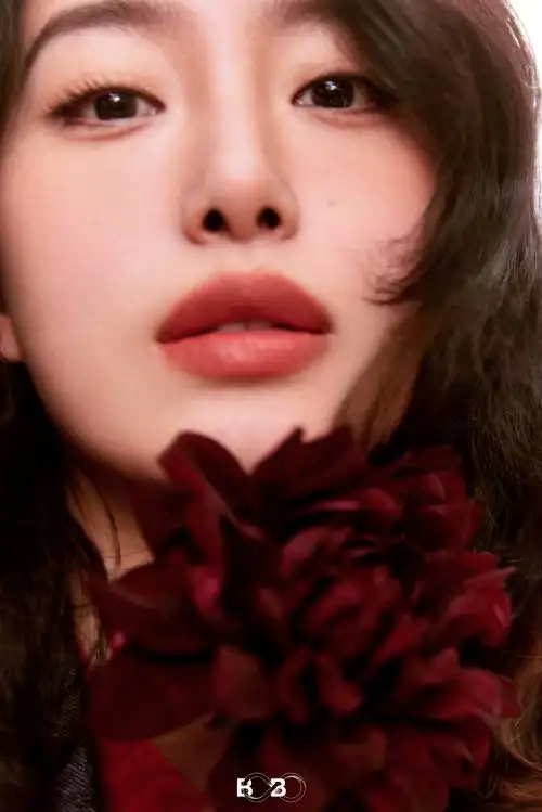 杨采钰新年舞龙大片##杨采钰好柿发生大片##bobosnap2023十二月刊