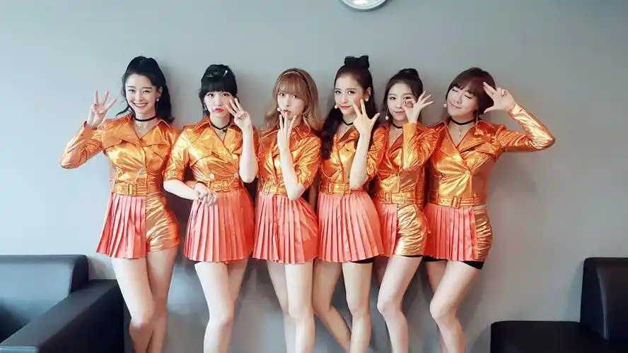 韩国前外貌平均第一女团hello venus6060成员安彩妍下月结婚!