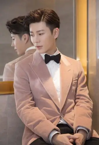 小李晨两套造型帅出天际范冰冰看到都该心动了