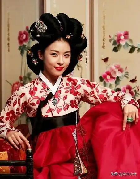 起初在江南苏州地区流行,后来扩散到全国,通过东北传播进入朝鲜半岛