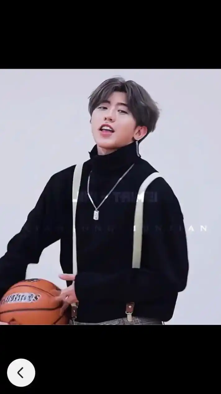 蔡徐坤ikun 鬼畜牛逼! - 抖音