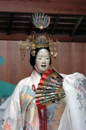 图文一名演员在日本东京表演能剧