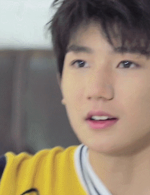 王源 帅气 笑容 可爱