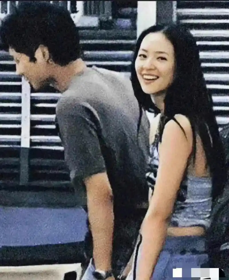 章子怡和霍启山当初的热恋绝对是真的,两人是奔着结婚去谈恋爱的!