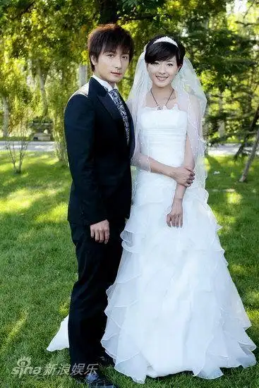 方力申携手万茜 《假如我是真的》婚礼变闹剧