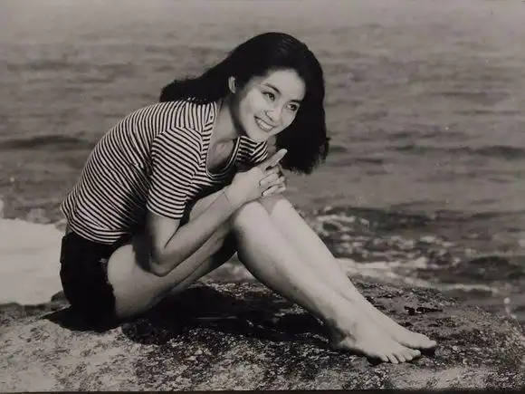 太美了!七十张林青霞年轻时的美照,相信没几个人见过