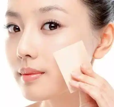 清洁不彻底毛孔会变大 油脂多毛孔大5个恶习要了解