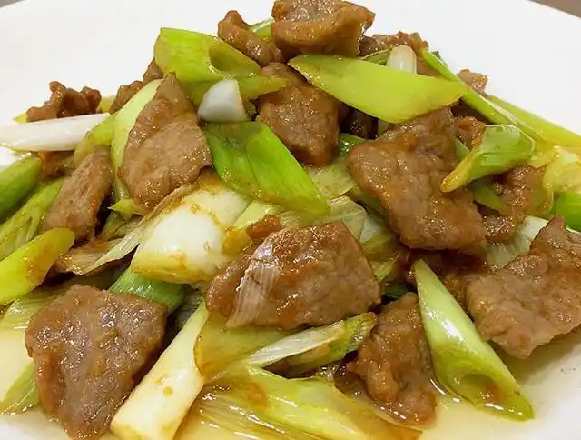 葱爆牛肉,先炒牛肉还是葱?多数人没搞明白,难怪葱不香肉不嫩