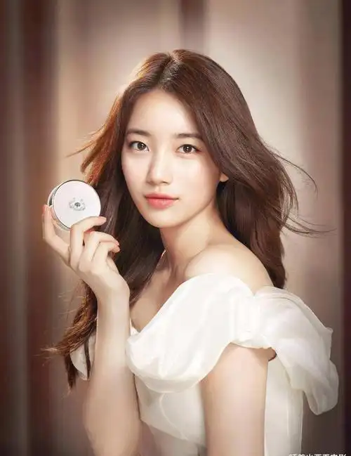 韩国演艺圈中有一批前模特出身的女演员,她们既有出色的演技,又有颜值