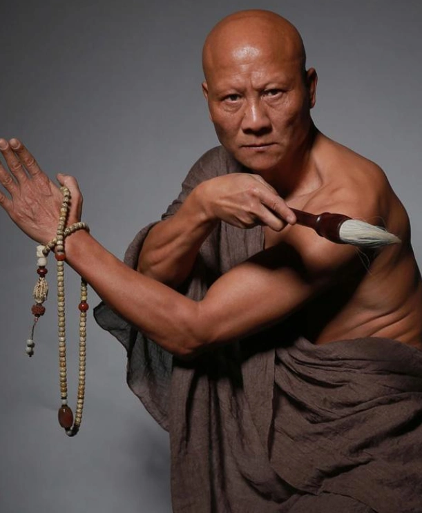 演坏人最像的几位男明星,朱亚文上榜,最后一位堪称童年的阴影!