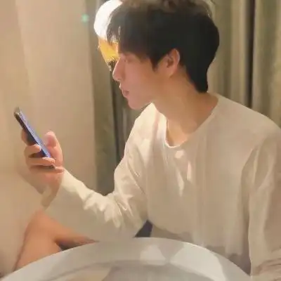 好看的头像男生真人帅气潮流唯美男生超撩人的微信头像图片