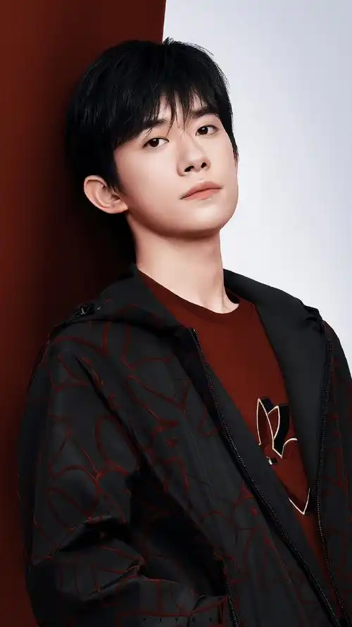 emporio armani全球代言人易烊千玺