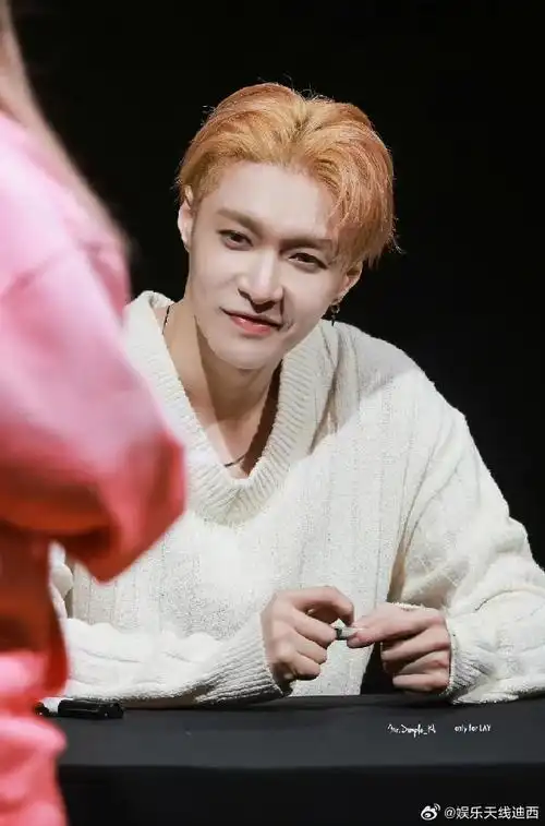 张艺兴出道十二年状态