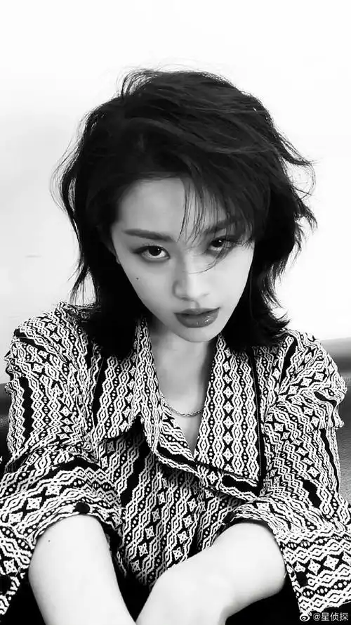 好a的气质,又酷又飒,怎么会有人不管什么发型都这么合适!