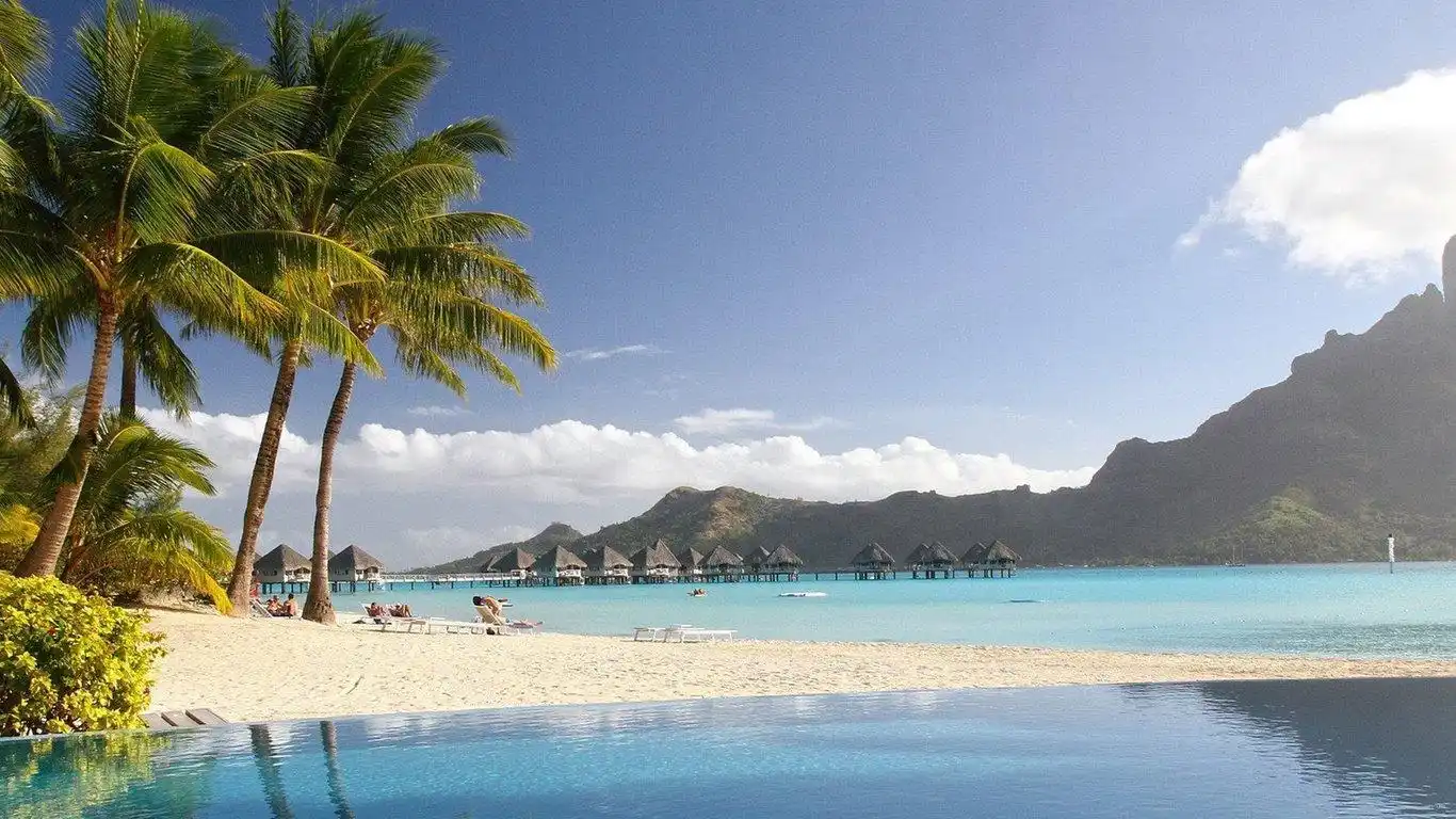 9张蓝色海边高清壁纸,让心情放飞大海