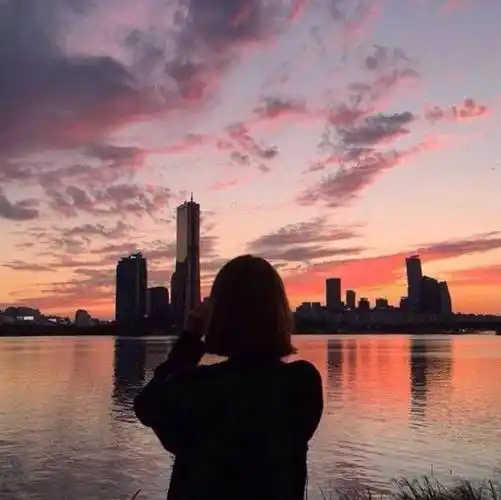 女生图片霸气背影可能不大好你们有没有女生的