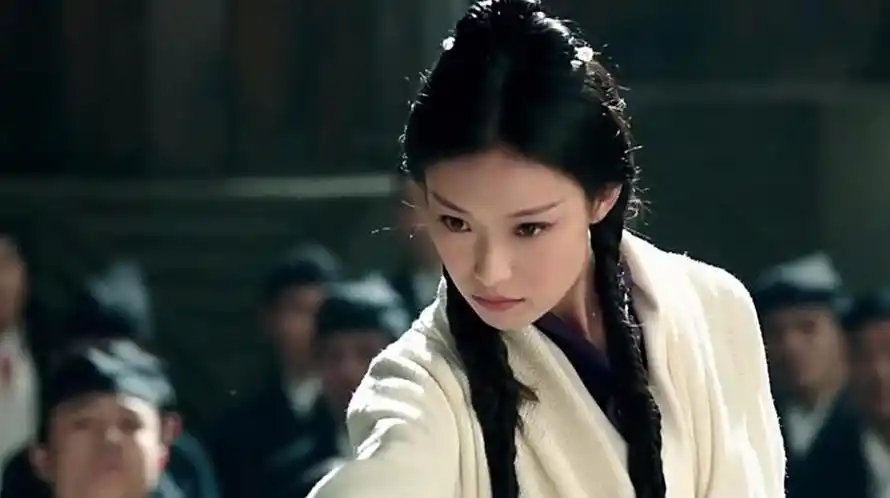 电影《悟空传》里的倪妮真的好美,穿古装白衣裙超有气质!