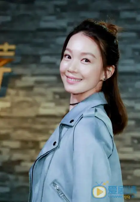 刘丛丹活动照 刘丛丹活动照