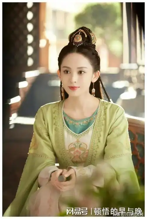 杨颖|关晓彤|迪丽热巴|古力娜扎|古装扮相_网易订阅