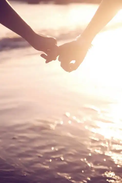 唯美手牵手图片