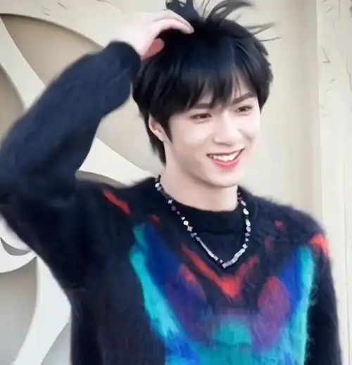 刘耀文lv风太大啦