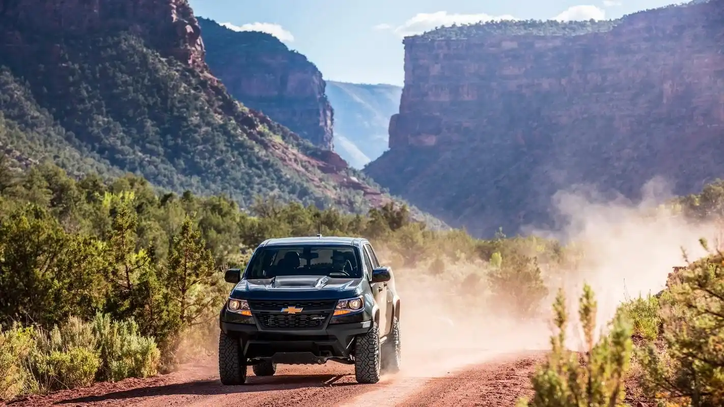 雪佛兰库罗德炫酷汽车图片桌面壁纸