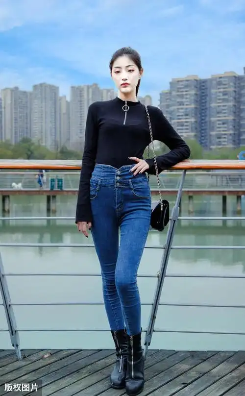 为什么都喜欢长腿女生(一米八大长腿女生)