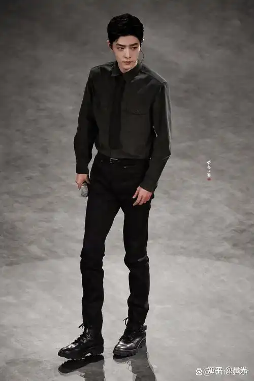 如何评价x玖少年团肖战的身材? - 知乎