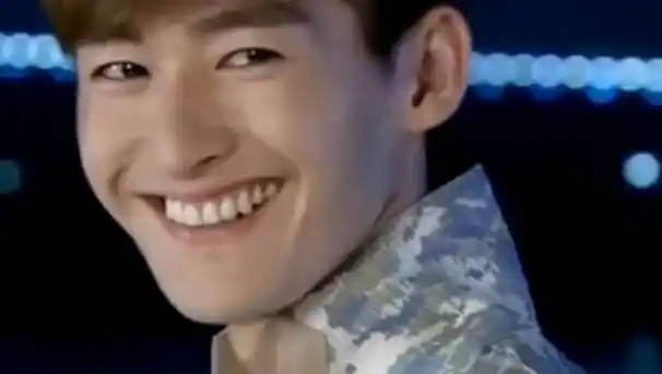 娱乐队长陈二狗的微博视频