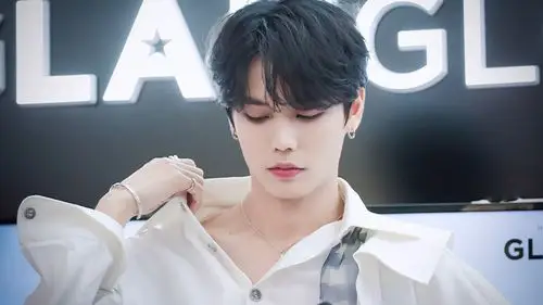 林彦俊素材 - 堆糖,美图壁纸兴趣社区