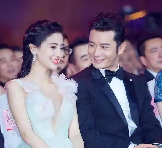 杨颖遭男演员舌吻34岁倍感无地自容后因坚持脸在江山在