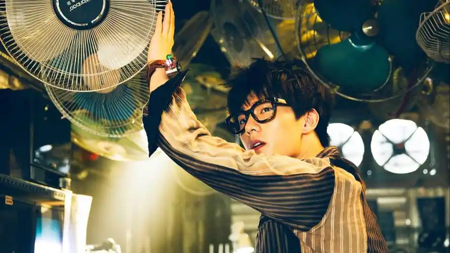 作者:尔露公子元气壁纸>电脑静态壁纸>电脑明星静态壁纸>杨洋 从你的