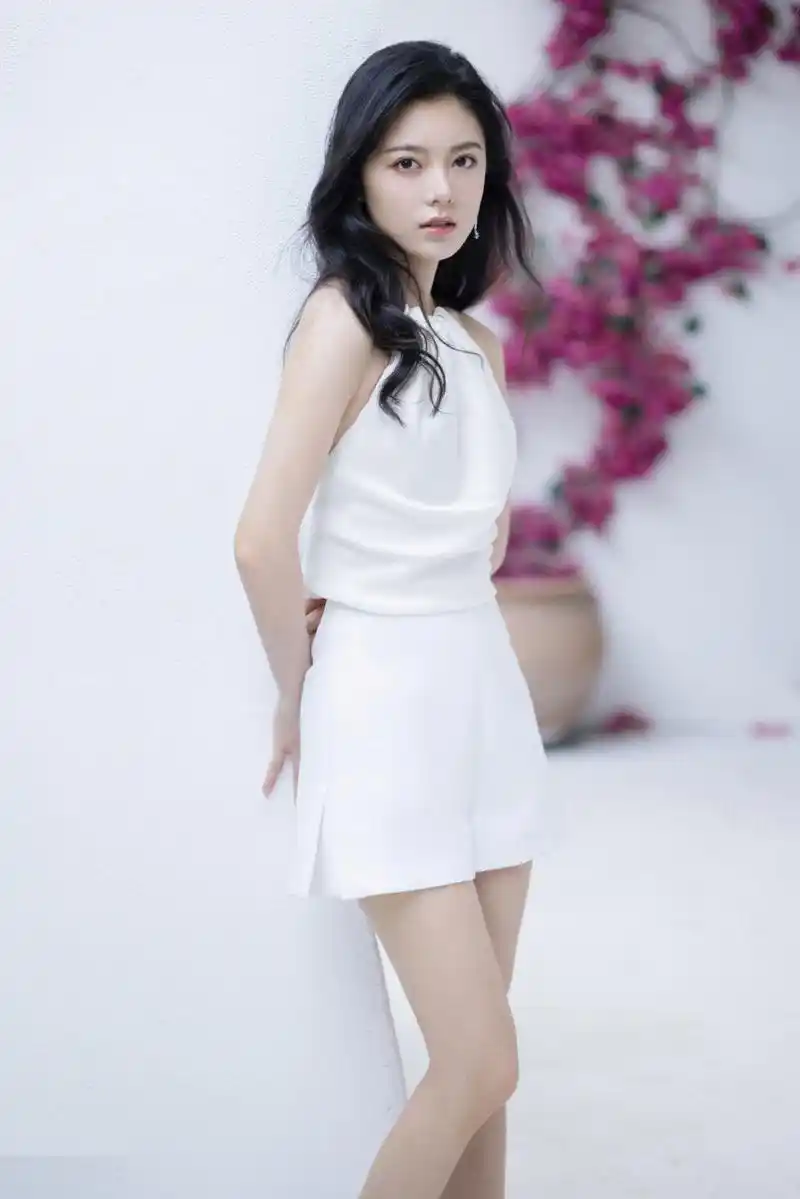 赵今麦白色短裙,浪漫唯美 #赵今麦