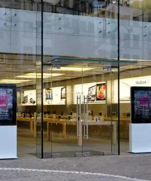 学校室内玻璃门装修效果图片