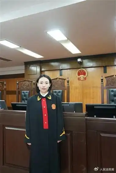 重庆市潼南区人民法院法官 刘芯妍