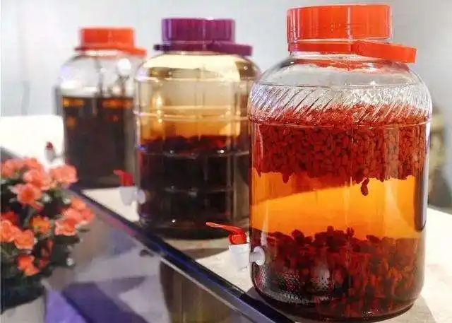 在家泡药酒安全吗提示这3类中药或带有毒性尽量别泡酒