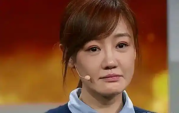 薛佳凝:分手15年后胡歌娶妻生子,她却选择出家,背后心酸无人知