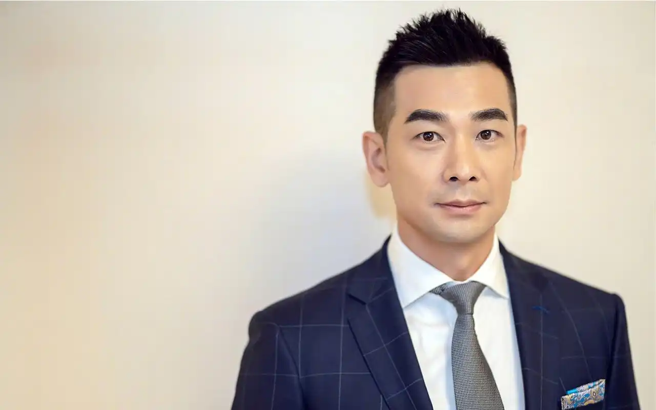 有喜欢赵文卓的吗真的是看他的戏长大的男神一点都没老啊越来越帅了爱