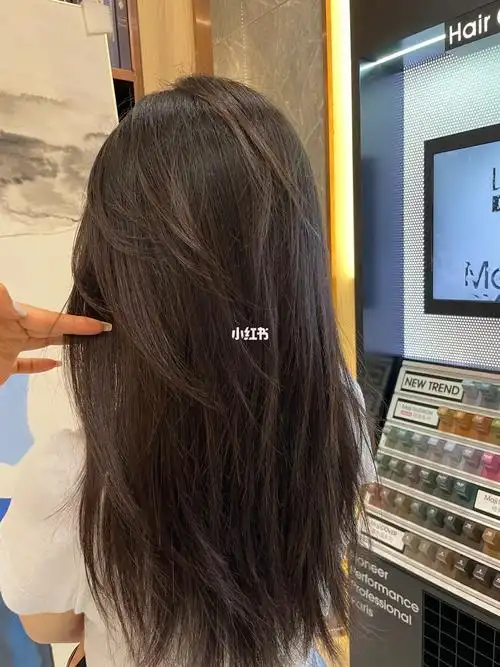 长碎发高层次头发