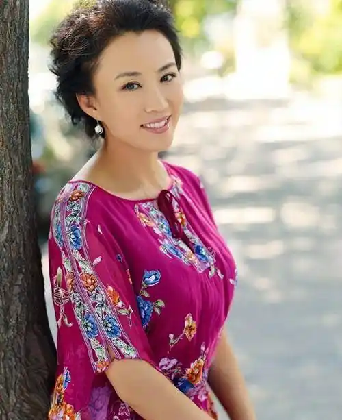 马丽比老公大十一岁,被老公宠成了公主,现在,她已经升级当妈了_沈腾