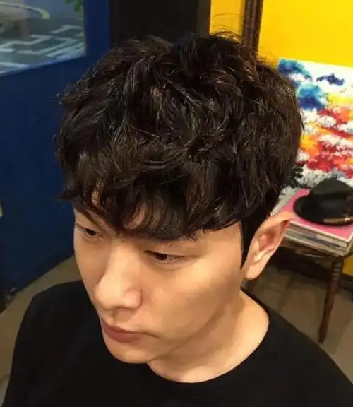 烫发发型男蓬松纹理烫,简单自然发烫发发型_发型造型_宝妈时尚生活网