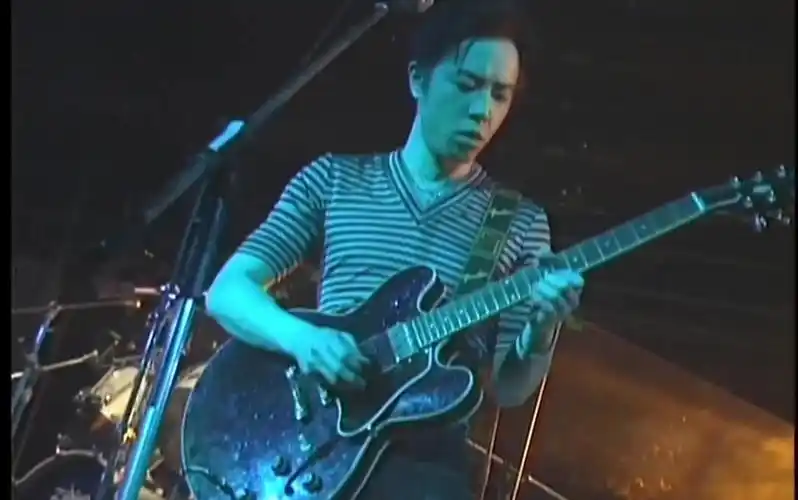 【beyond】live & basic 1996 love-黄贯中吉他solo