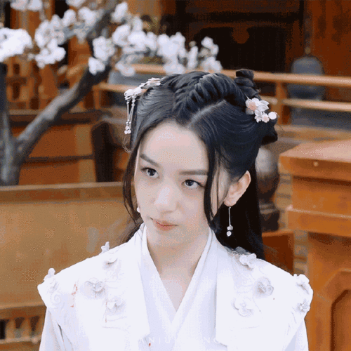 山河令#一家三口的歪头杀,一家人就是要整整齐齐成岭:是我不配嘛