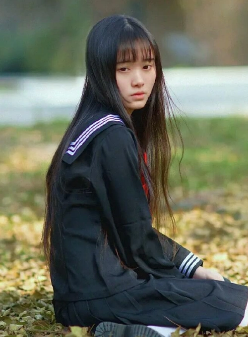 鞠婧祎早期日系写真流出,看清她的五官,整没整容心里有数了_照片