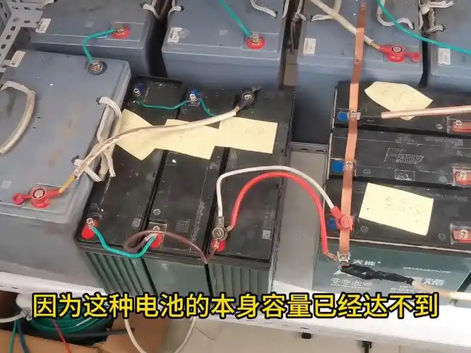 平哥的光伏日记:大小电瓶串并联72v光伏 24v充电器实现96v逆变接线图