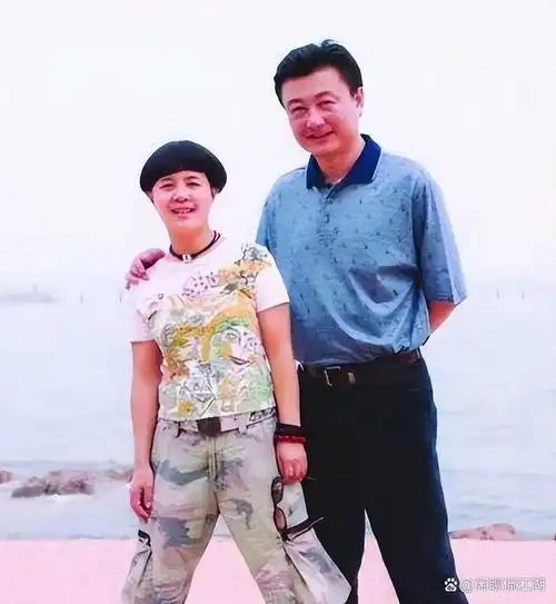 "金龟子"刘纯燕:与王宁一见钟情,婚姻虽不被看好,却恩爱33年