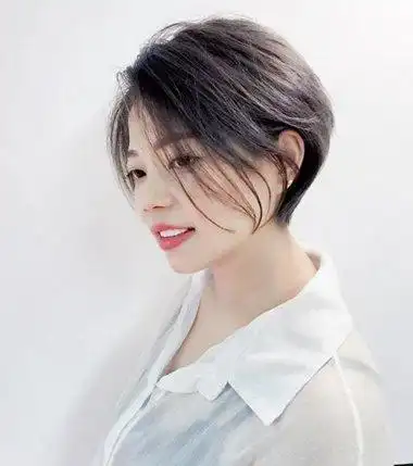 方脸妹子清新靓丽中短发发型设计漂亮女生最新短发发型图片