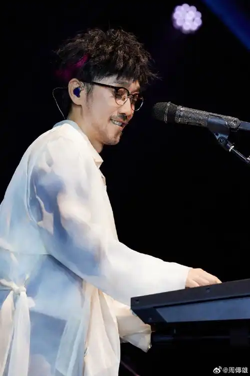 周传雄念念不忘巡回演唱会