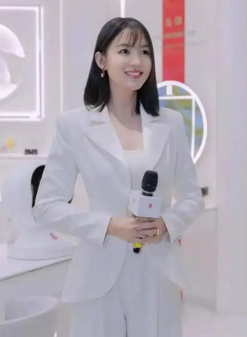 其中,身高达到182cm的张梓琳更是成为了时尚界的新宠.