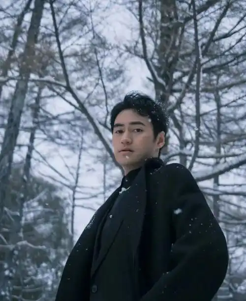 袁弘:我这辈子最正确的决定,就是不在乎他人看法娶好兄弟的前妻